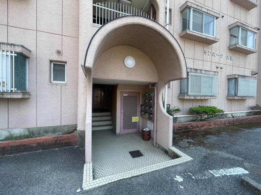 エントランス部分 サンパーク大鐘