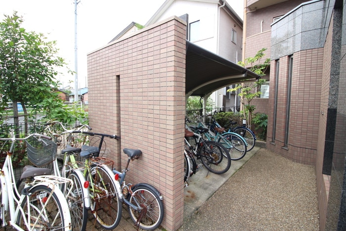 駐輪場 グレースコート豊山