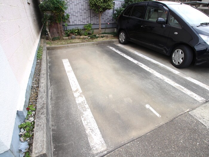 駐車場 メゾン俵