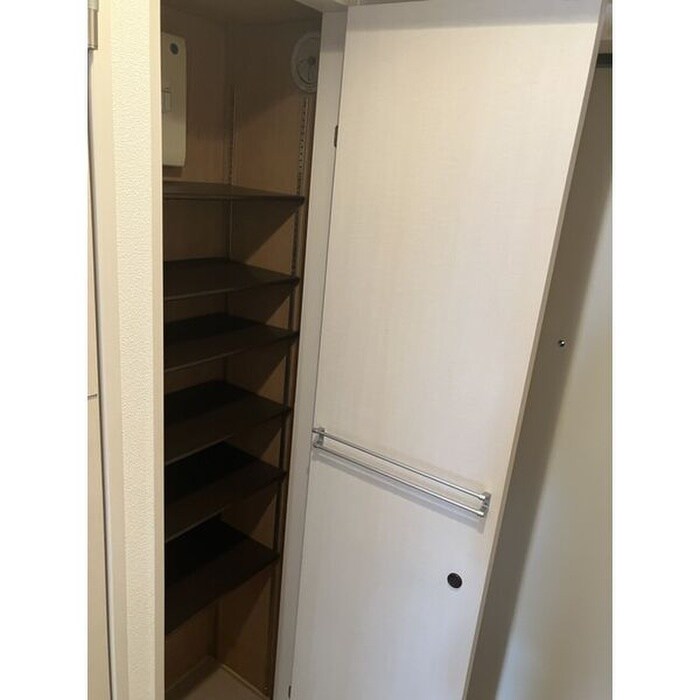 靴箱 Ｖｉａ　Ｆｅｒｉｘ