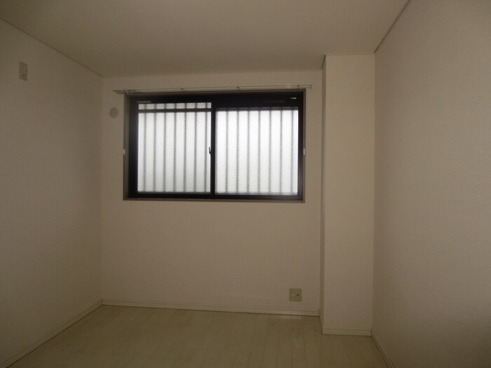 居室 エスポアシャトレ－ンコジマ