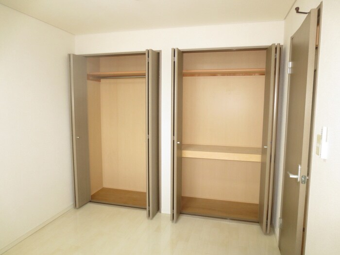 収納 エスポアシャトレ－ンコジマ