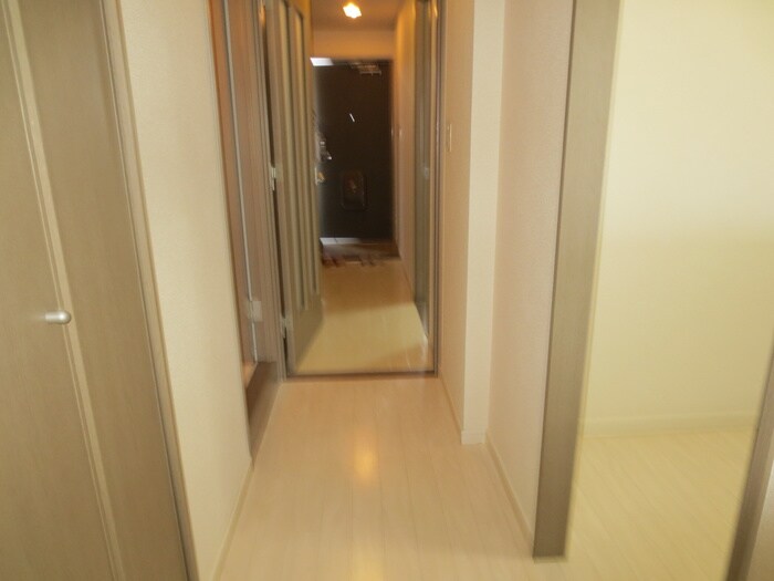 廊下 エスポアシャトレ－ンコジマ