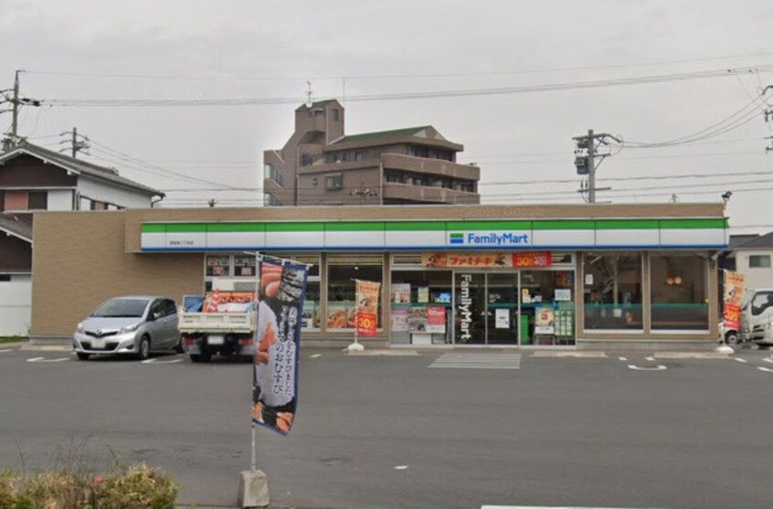 ファミリーマート港宝神2丁目店(コンビニ)まで139m ガーデンヒルズ宝神