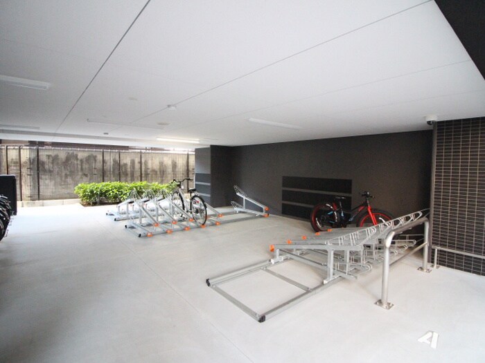 駐輪場 ﾌﾟﾚｻﾝｽ新栄ｱｰﾊﾞﾝﾌﾛｰ