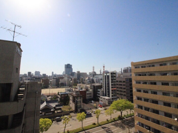 玄関 ﾌﾟﾚｻﾝｽ新栄ｱｰﾊﾞﾝﾌﾛｰ