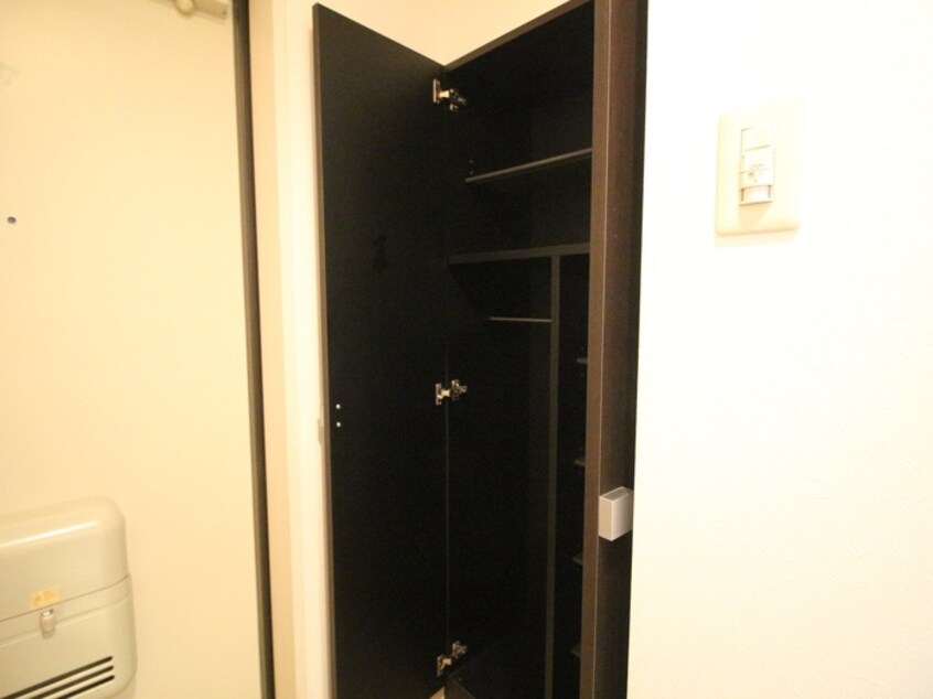 靴箱 クレシェ－ル大須