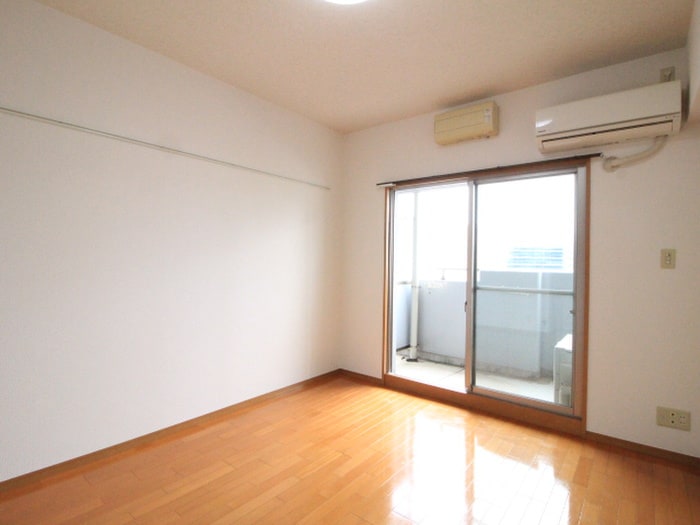 居室 アルフィーレ新栄