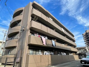 クレスト壱番館