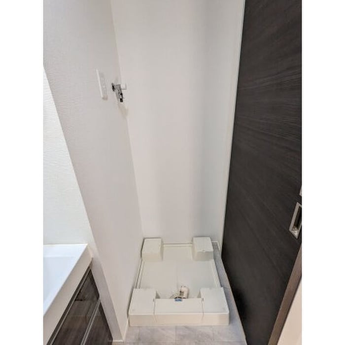 洗濯機置場 ﾊｰﾓﾆｰﾚｼﾞﾃﾞﾝｽ名古屋ＥＡＳＴ