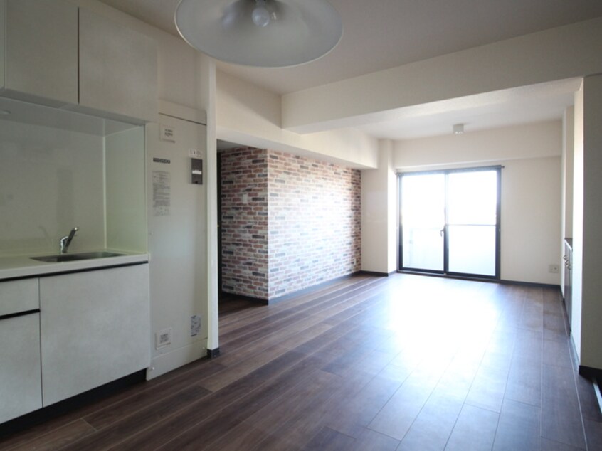 居室 アートハウス鹿山