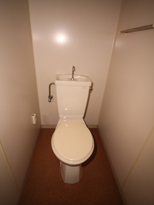 トイレ アートハウス鹿山