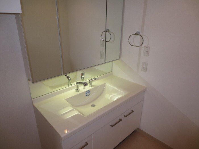 洗面 パークアクシス白壁