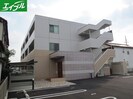 シャルマン向山の外観