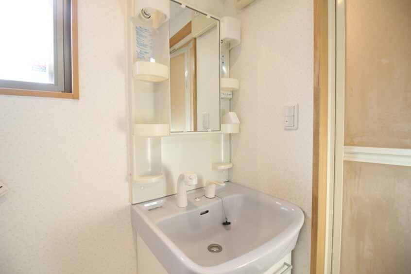 洗面 ＭＩＹＡＢＩＲＯＵ