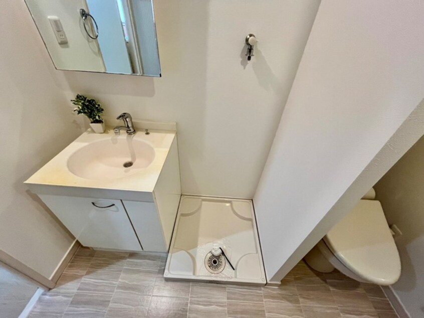 洗濯機置場 Ｇｒａｎｄｏｌｅ志賀本通Ⅱ