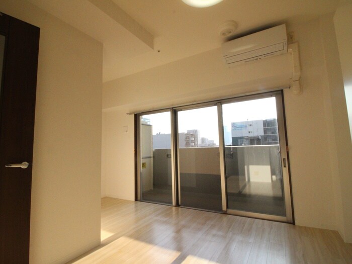 居室 ライブコ－ト丸の内