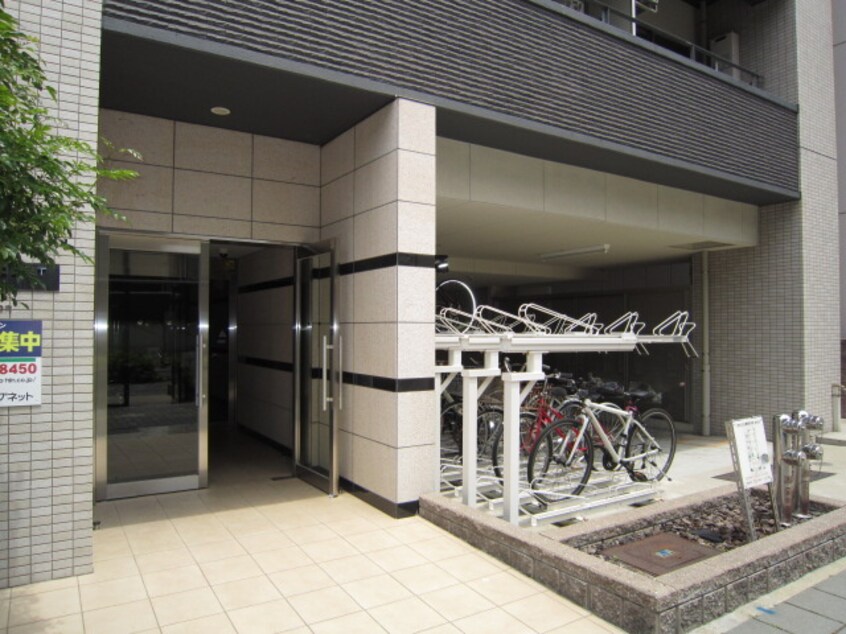 エントランス部分 ライブコ－ト丸の内