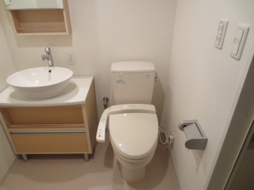 トイレ ライブコ－ト丸の内