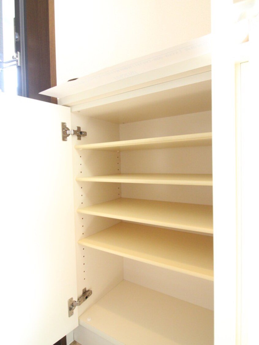 靴箱 ライブコ－ト丸の内