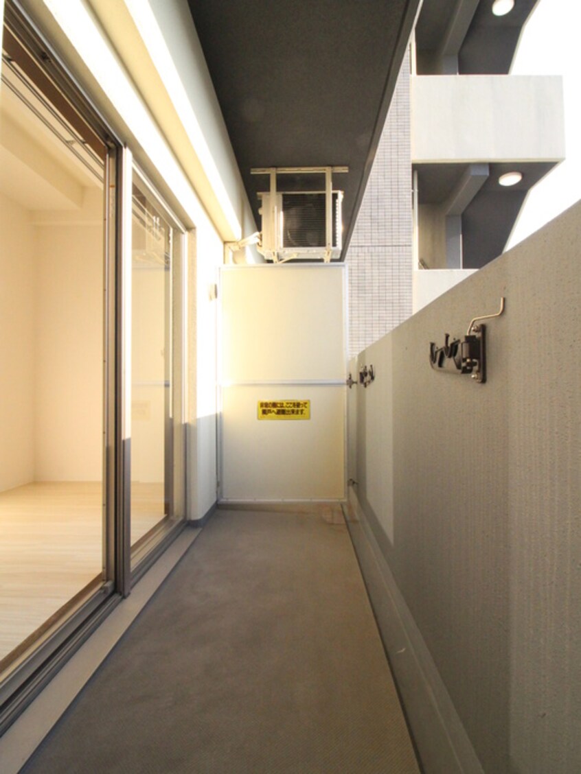 ベランダ・バルコニー ライブコ－ト丸の内