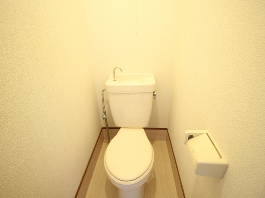 トイレ ドミ－ル藤　１