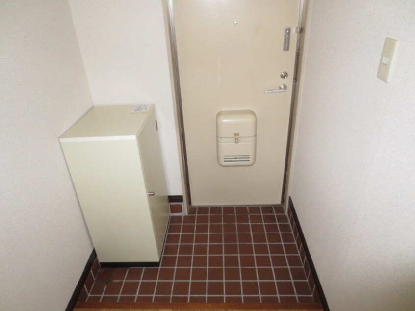 玄関 SurPlus　Two　若杉
