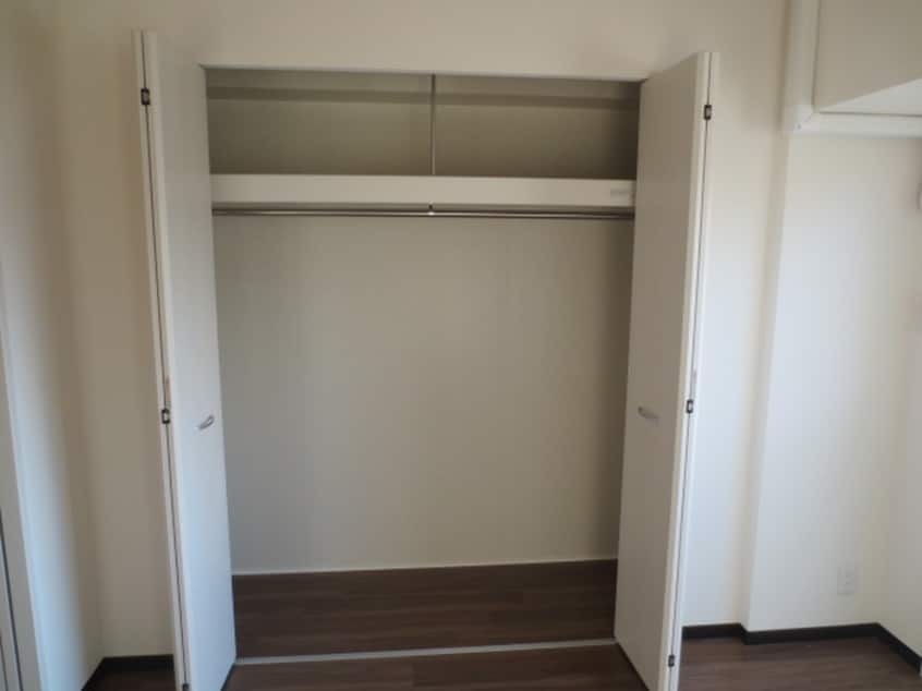 収納 カトルセゾン金山