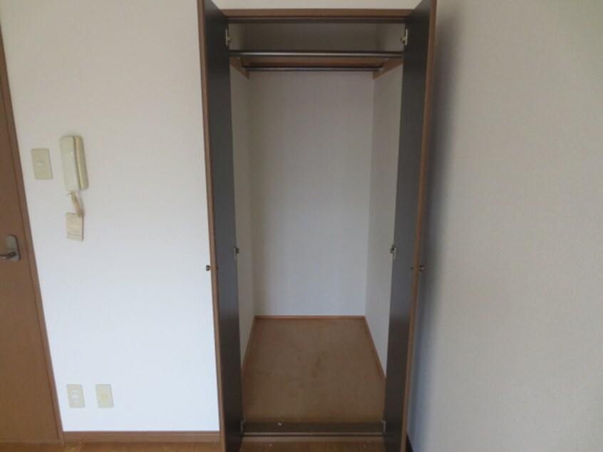 収納 エトワール壱番館