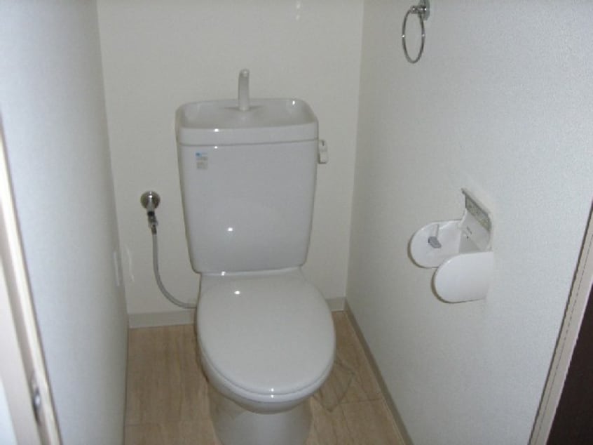 トイレ レジディア久屋大通Ⅱ