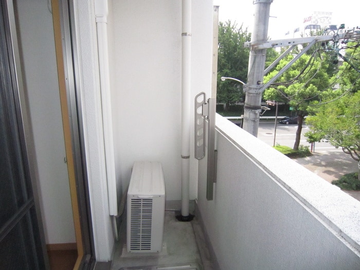 ベランダ・バルコニー J&T