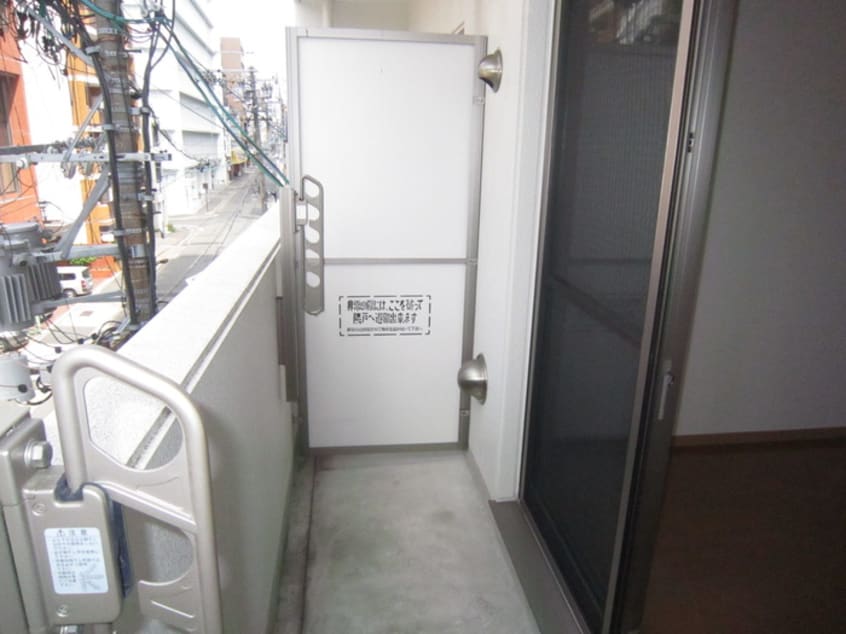 ベランダ・バルコニー J&T