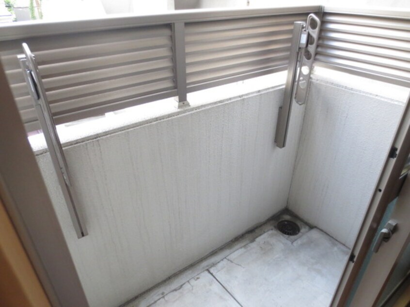 ベランダ・バルコニー グランツ丸の内