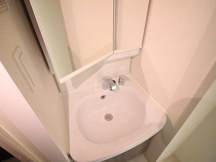 洗面 ﾌﾟﾚｻﾝｽ伏見ｱｰﾊﾞﾝﾍﾞｰｽ(301)