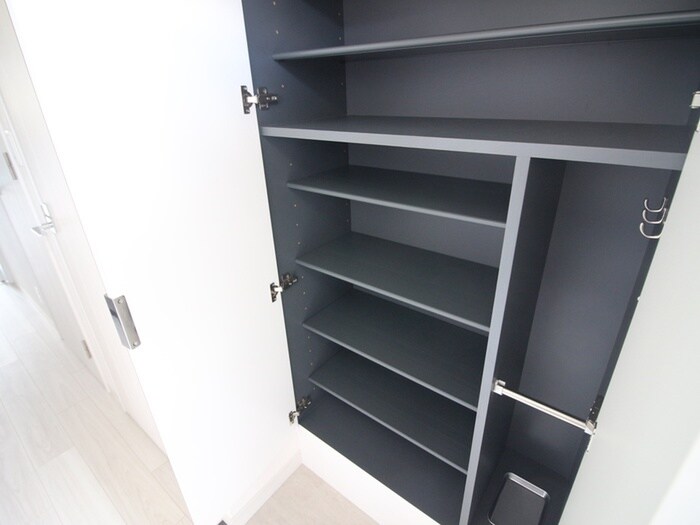 靴箱 ﾌﾟﾚｻﾝｽ伏見ｱｰﾊﾞﾝﾍﾞｰｽ(302)