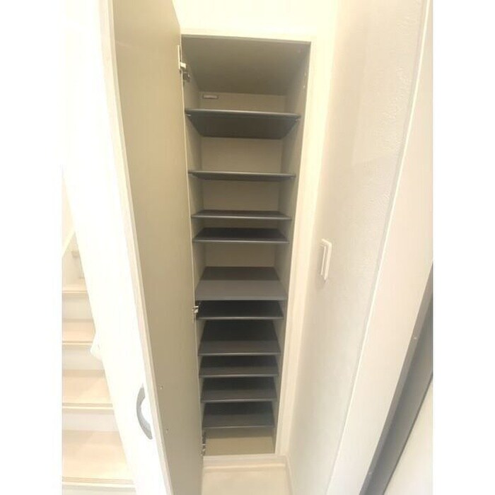 靴箱 Vivienda名古屋