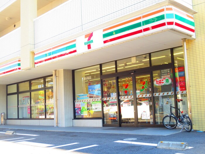 セブンイレブン　名古屋水草町店(コンビニ)まで71m モネ水草