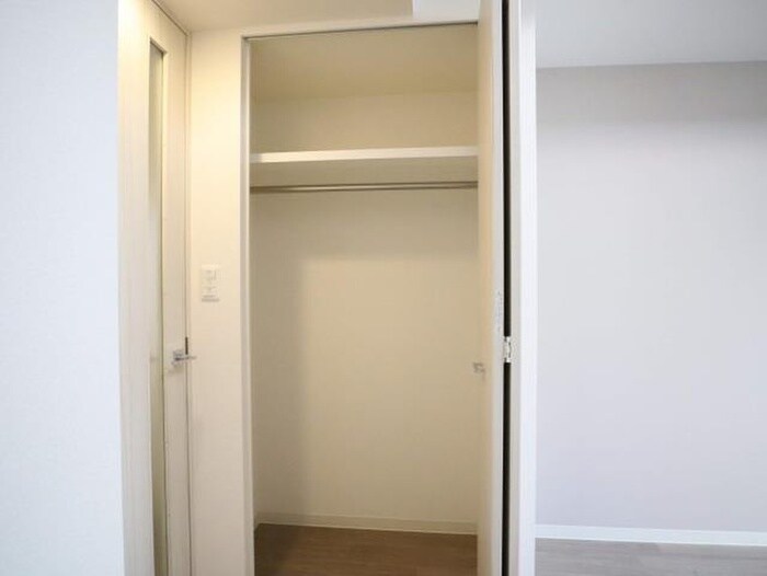 収納 ﾌﾟﾚｻﾝｽ伏見ｱｰﾊﾞﾝﾍﾞｰｽ(307)