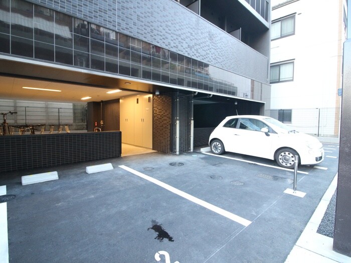 駐車場 ﾌﾟﾚｻﾝｽ伏見ｱｰﾊﾞﾝﾍﾞｰｽ(404)