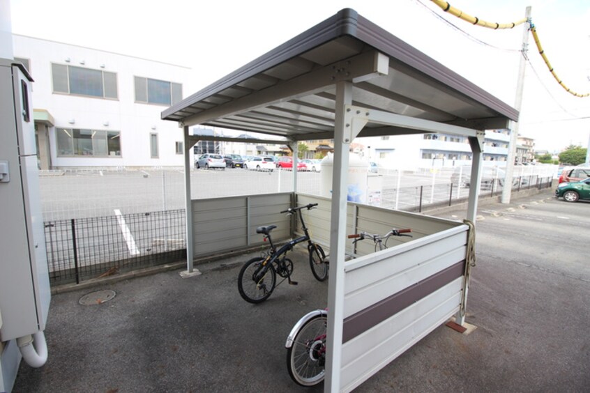 駐輪場 ベルリード弥生