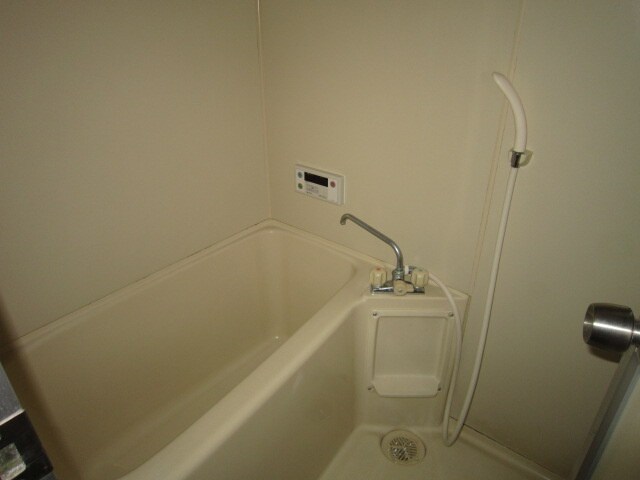 バス／シャワールーム等 サープラスワン前西