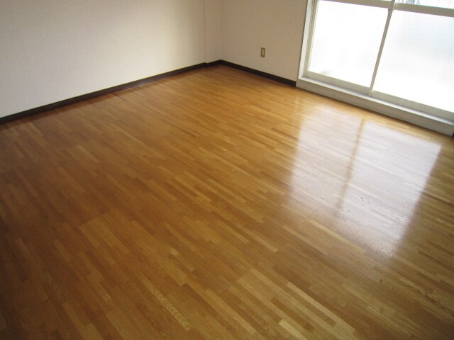 居室 サープラスワン前西