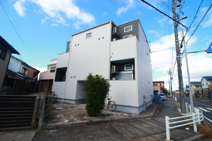 外観写真 Tir　na　nOg