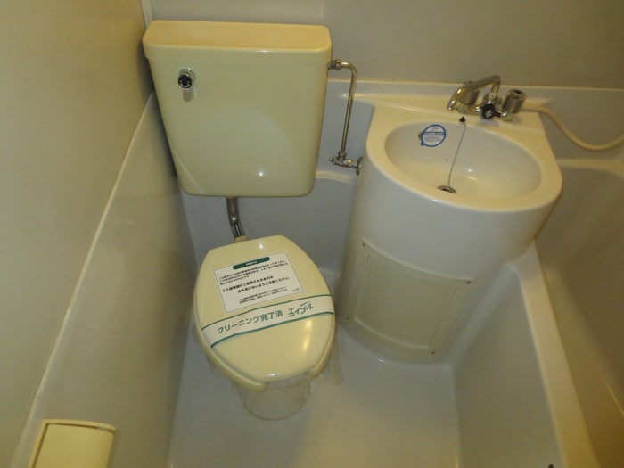 トイレ コ－ポ　スコッチ