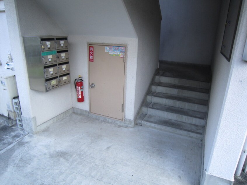 エントランス部分 グレイス寿