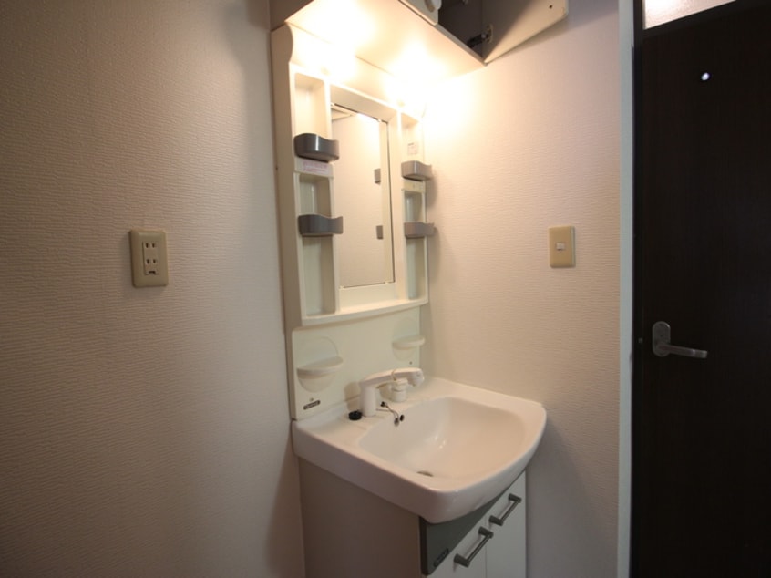 洗面 アベニュ－サンフラワ－