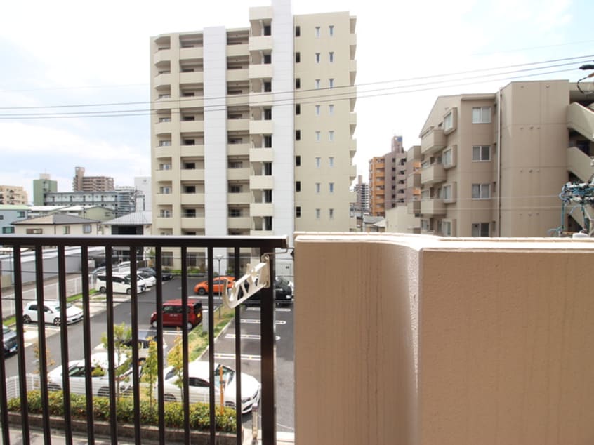 室内からの展望 アベニュ－サンフラワ－