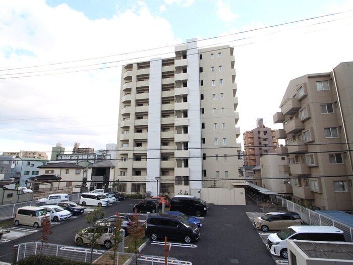 室内からの展望 アベニュ－サンフラワ－
