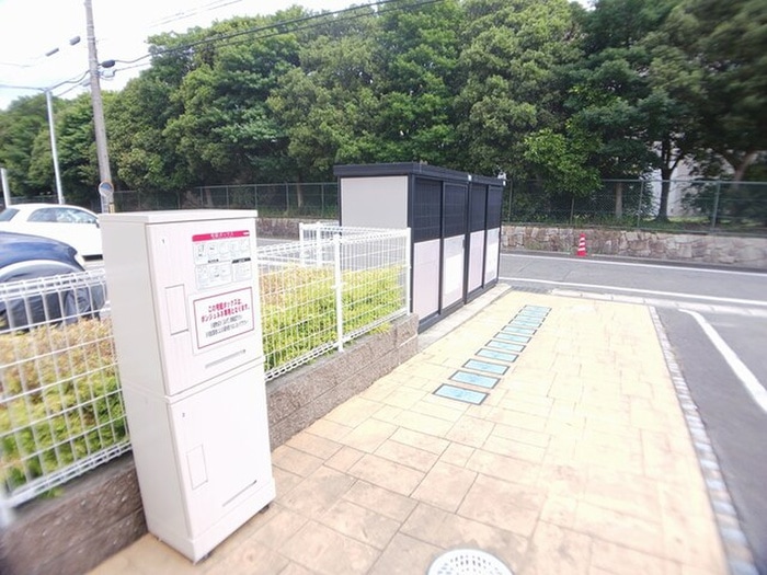 その他 ボンジュルネ