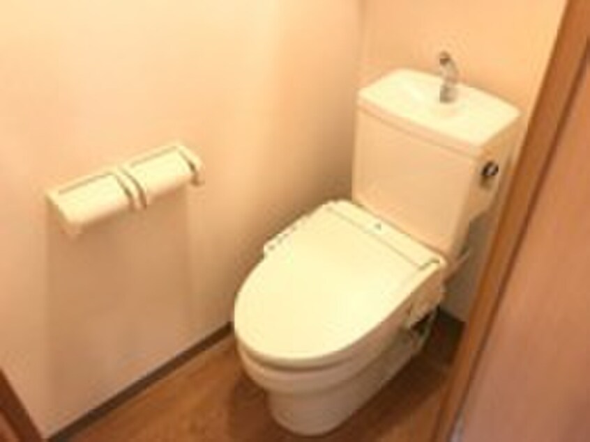 トイレ ロイヤル木の家２番館